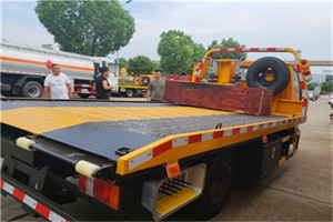 桃江附近拖车电话号码服务